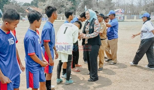 Bupati Cellica Saksikan Babak Final Wilayah 5 Gala Prima Milenial Bupati Cup