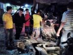 BREAKING NEWS : Dua Ormas di Karawang Bentrok, Satu Orang Terluka Lima Motor Hangus Dibakar