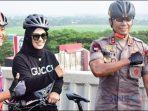 Selepas Subuh, Bupati Karawang Telusuri Tol Layang Jakarta-Cikampek Dengan Bersepeda