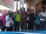 “Gebrak Masker”, TP PKK Desa Pancawati  Kecamatan Klari Bagikan Masker Gratis