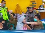 Dimasa PPKM Polisi Bersama TNI Mobalisasi Warga Demi Percepatan Vaksin